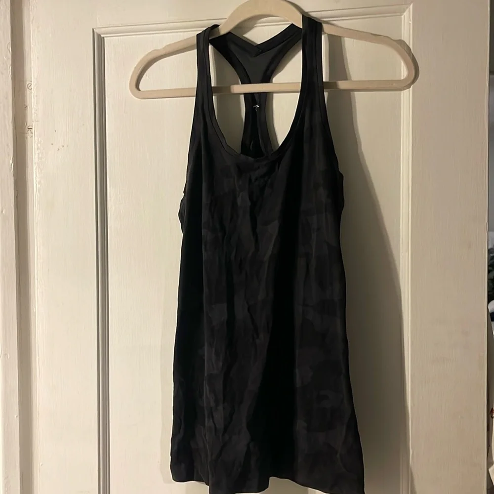 Lululemon Spandex Black Camo - Picture 2 of 3